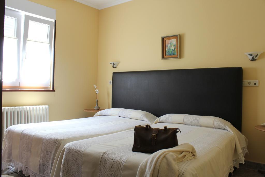 Apartamentos Casa Germana تابيا دي كاسارييغو الغرفة الصورة
